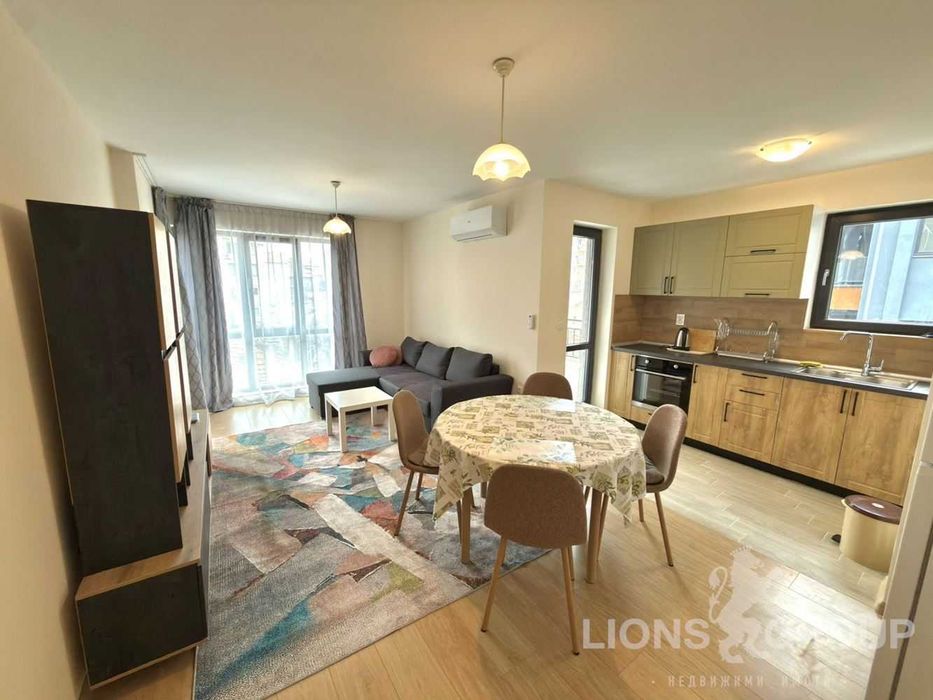 Лайънс груп Ви предлага под наем двустаен апартамент в района на ХЕИ