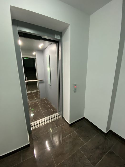Inchiriez apartament in centru Aradului-Adora Central