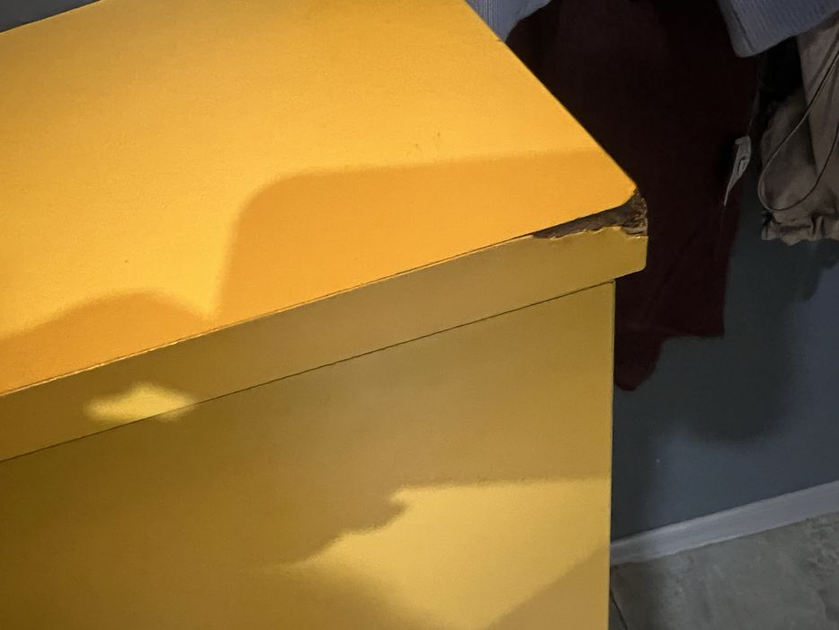 Голям шкаф за обувки