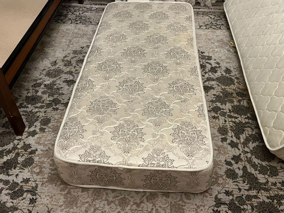 Кровать одноместный