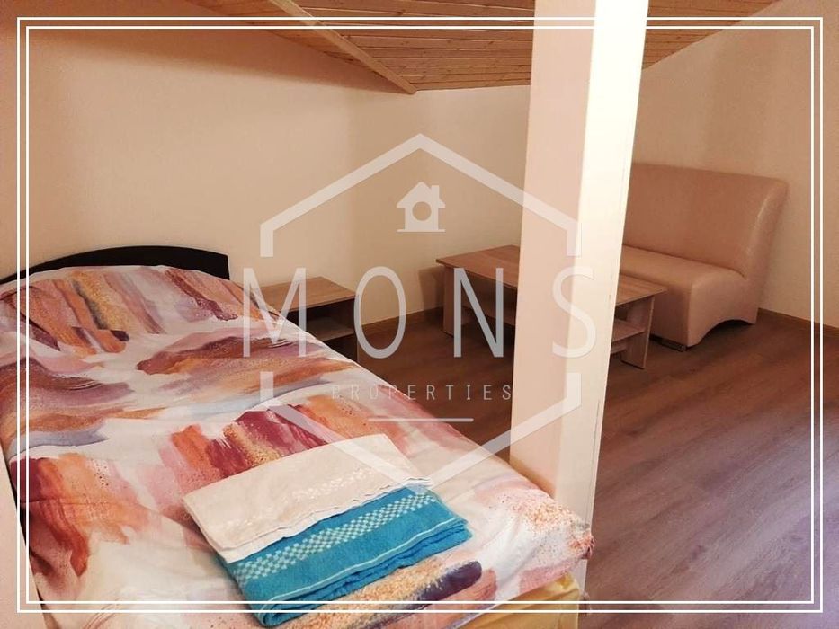 Продава се Къща в Добрич, Център - 310 кв.м за 601 €/кв.м - Снимка #3