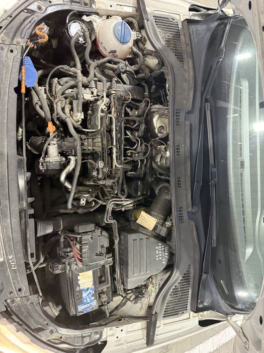 Vând skoda rapid 1.6