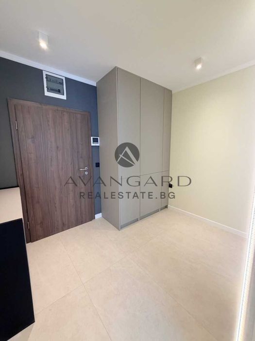 Продава се Двустаен апартамент в Пловдив, Христо Смирненски - 127 кв.м за 2276 €/кв.м - Снимка #9