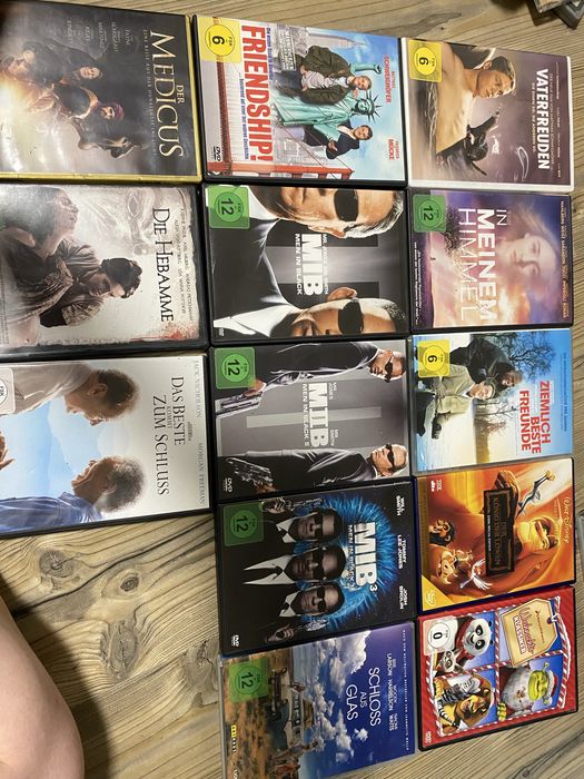Vand filme  10 lei bucata