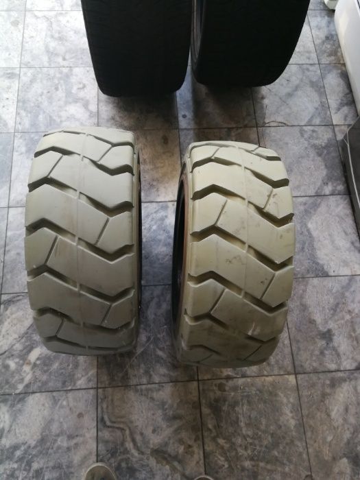 2 гуми за мотокар 23x10-12 Rodaco R2 супереластични бели 450лв. С ДДС