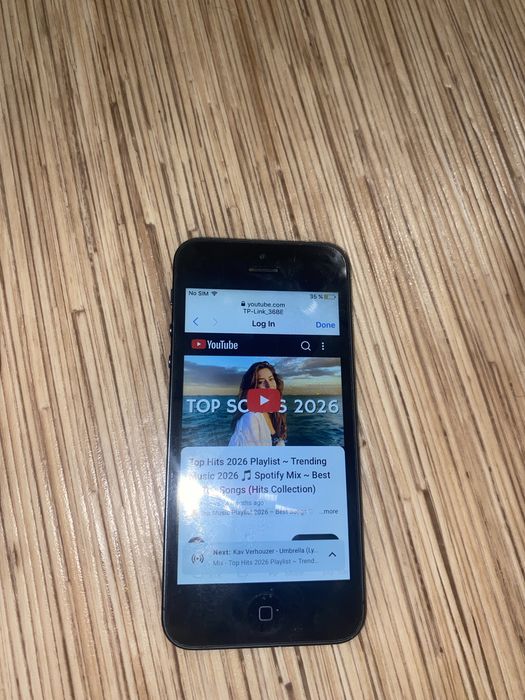 Продам iphone 5 на запчасти