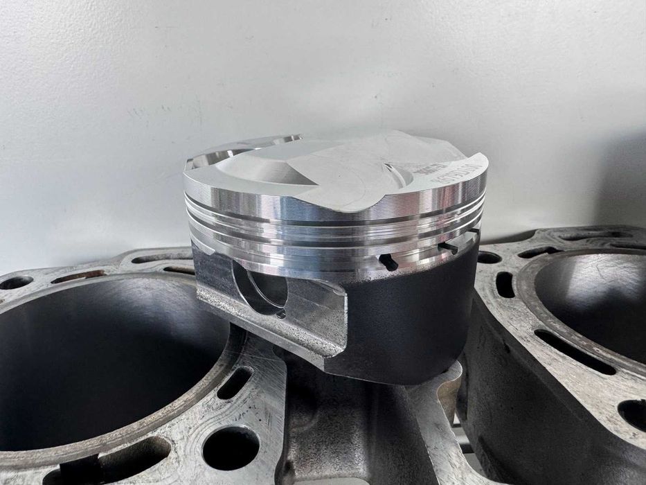 Комплект Цилиндри Бутала Гарнитури Vertex Wossner за Kawasaki KFX700