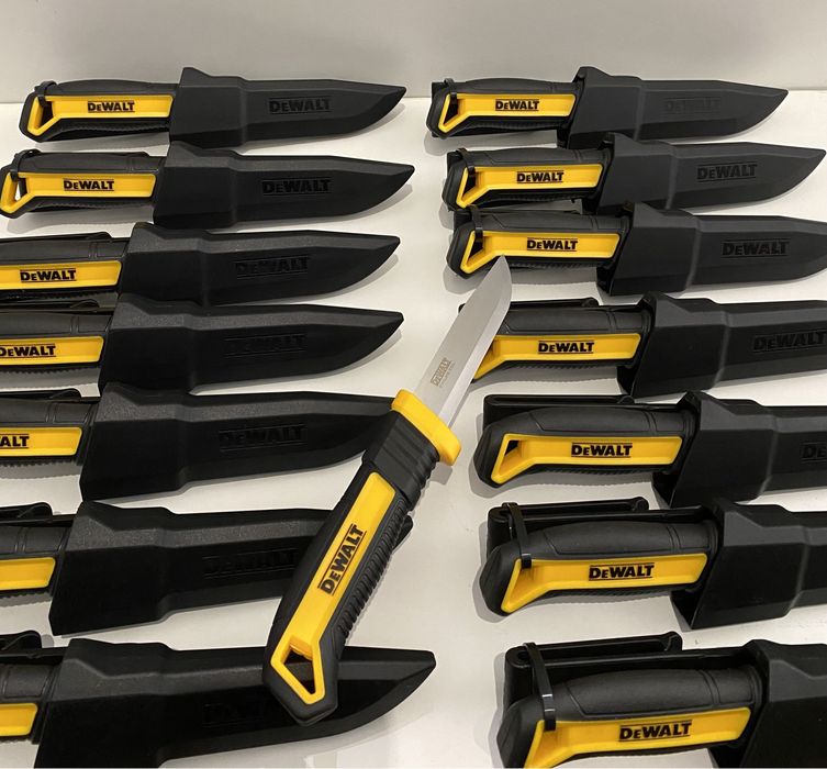 Универсален нож DeWALT с кобур  DWHT1-10354 90/246 мм