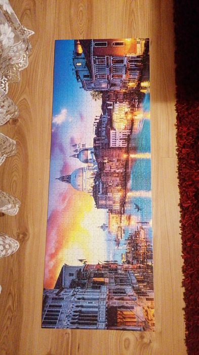 Vând puzzle, tablou