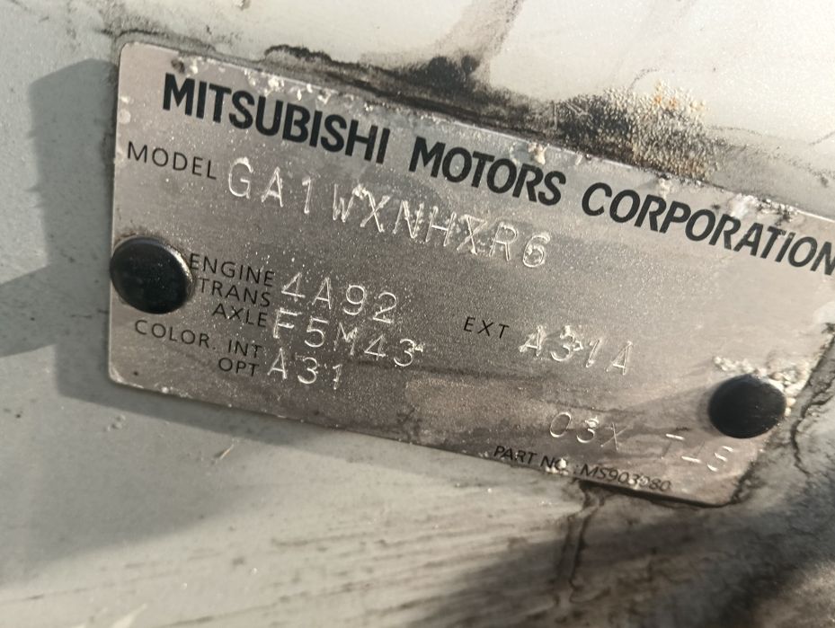 mitsu様 Dezmembrez Mitsubishi ASX Motor 1.6 BENZINA Manuala Suseni • OLX.ro