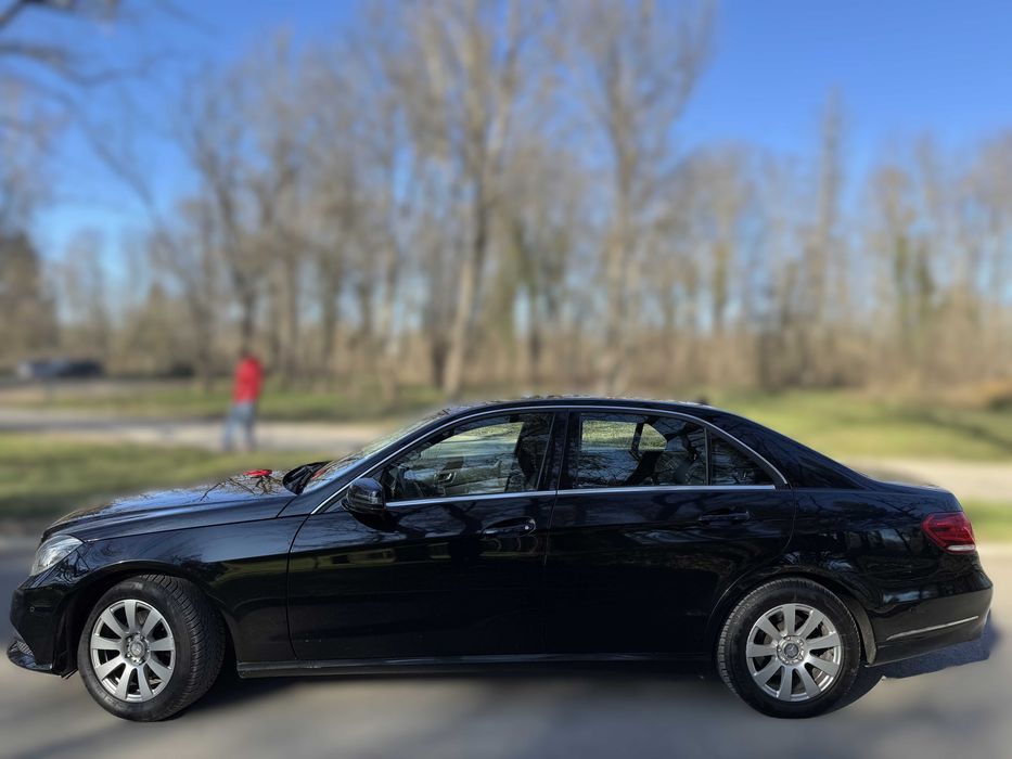 Mercedes-Benz E 220 2.1, CDI Октомври 2015, Седан