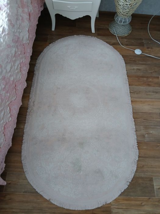 Продам  ковер травка