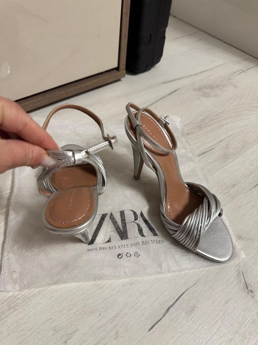 Sandale argintii zara 36