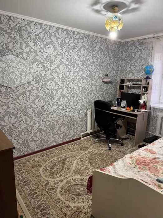 4 комн квартира мкр Центральный