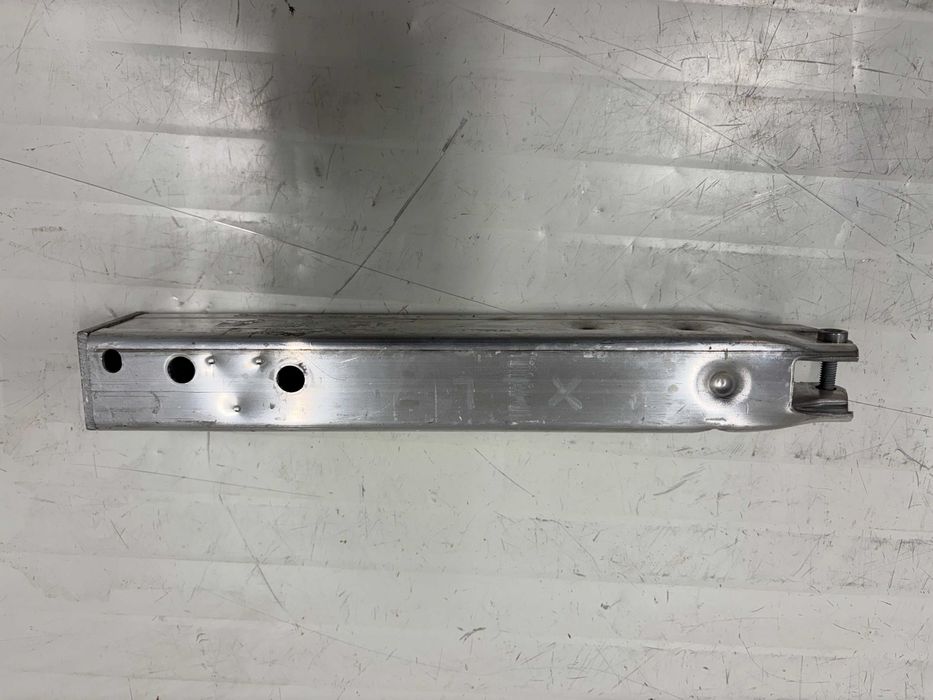 Ляв буфер долна алуминиева греда БМВ Ф45 Ф46 Ф48 Ф39