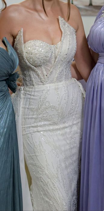 Rochie de mireasa cu trena detasabila