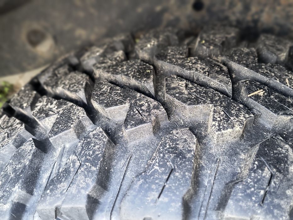 33 12.5 R15 YOKOHAMA GEOLANDER m/t G003