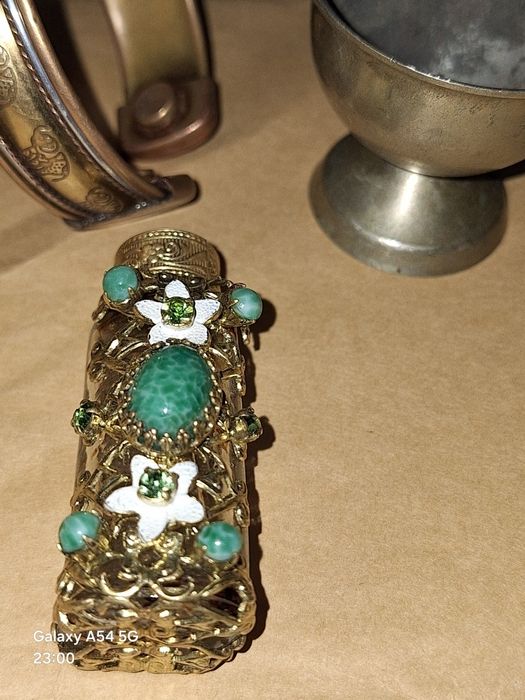 Антиквар такинчок ва идишлар