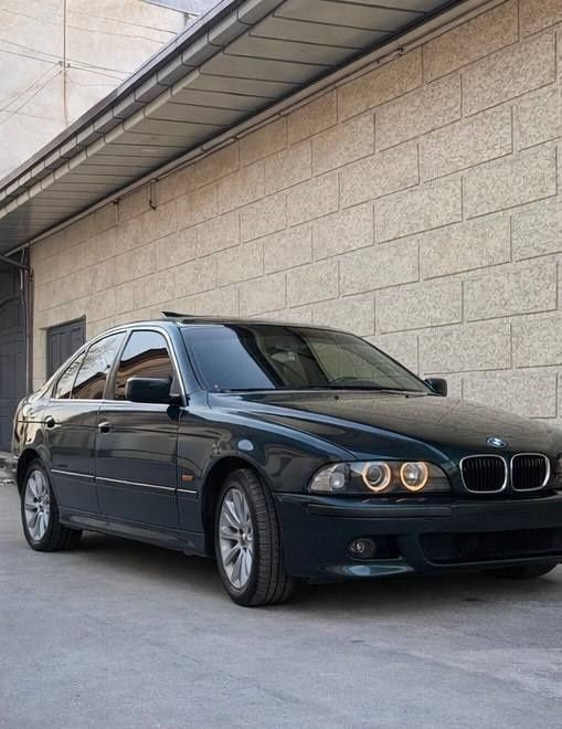 BMW E39 523i Sotiladi