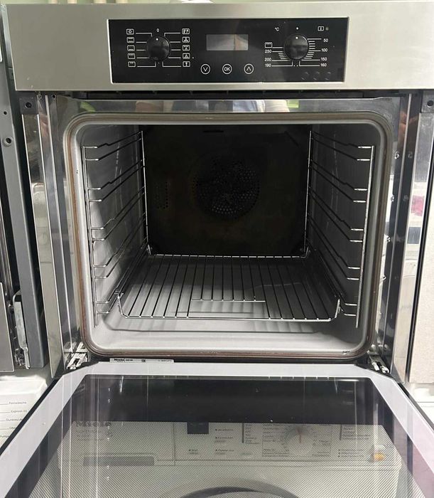 Фурна за вграждане Miele H4810B (76L) – С 12 месеца ГАРАНЦИЯ!