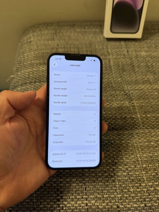 Vând Apple iPhone 14, 128GB,  Midnight impecabil