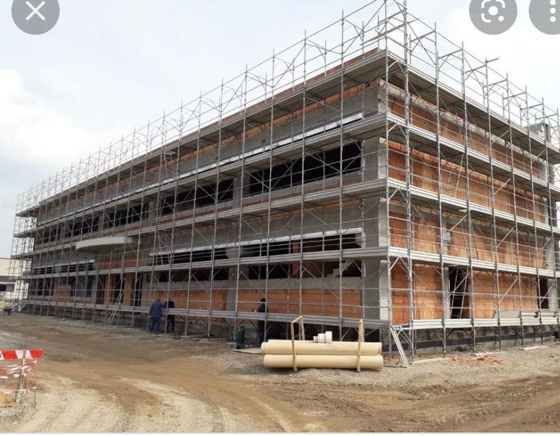 Inchiriez Schela-Metalica———— Popi Metalici RON 3,5 bucata Vama Veche