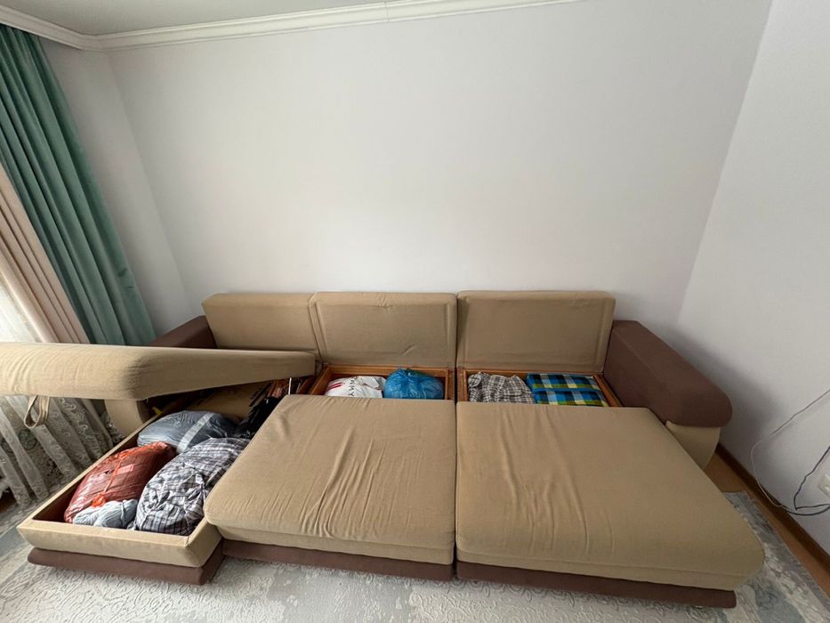 продам диван для гостиной