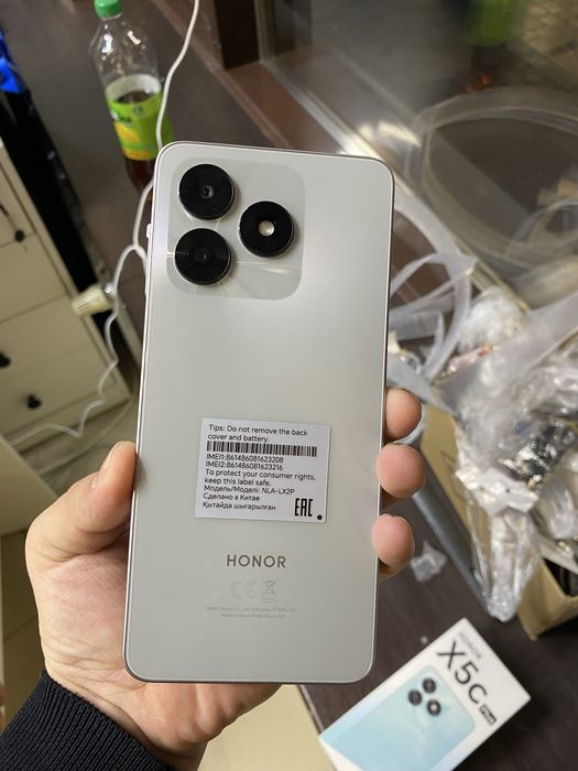 HONOR X 5    Новыи