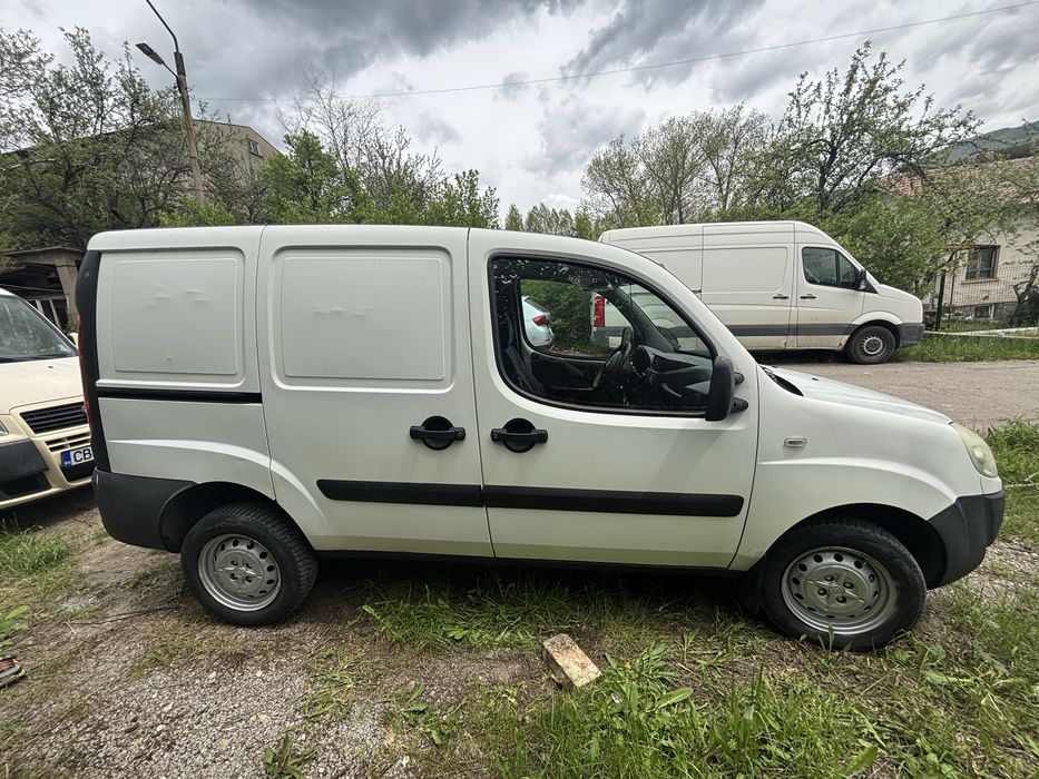 25 е. КЛИМАТИК Товарен БУС МИКРОБУС ПОД НАЕМ София 25 е. / 24 ч.