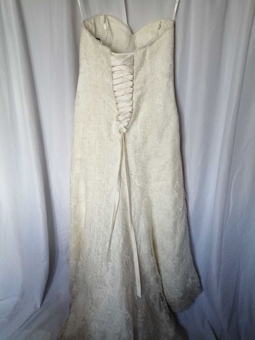 Сватбена рокля Sincerity Bridal р-р L-XL - цвят слонова кост