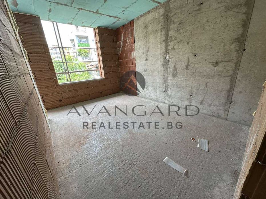 Продава се Четиристаен апартамент в Пловдив, Кършияка - 135 кв.м за 943 €/кв.м - Снимка #7