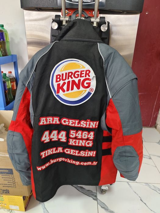 Экипировка новая для курьера