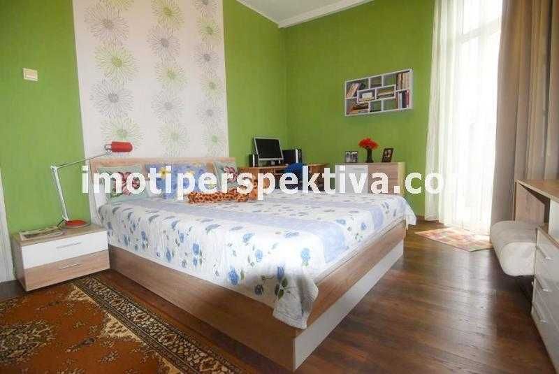 Продава се Многостаен апартамент в Пловдив, Център - 160 кв.м за 1313 €/кв.м - Снимка #1