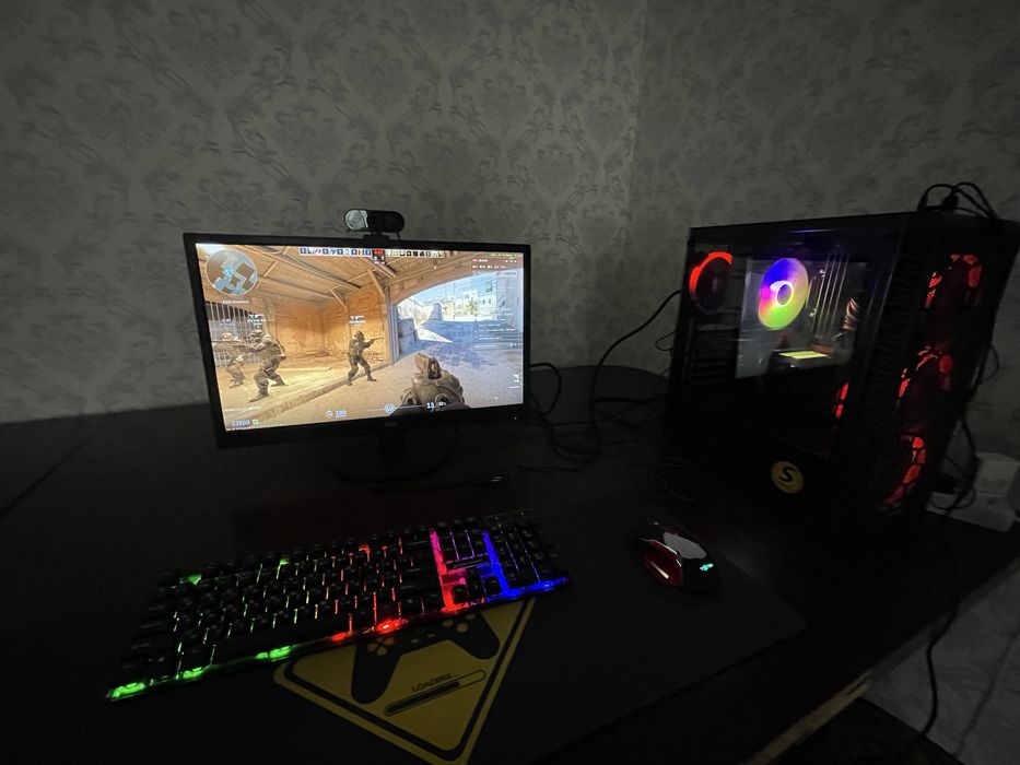 Стримға шығуға дайын комп обмен бар