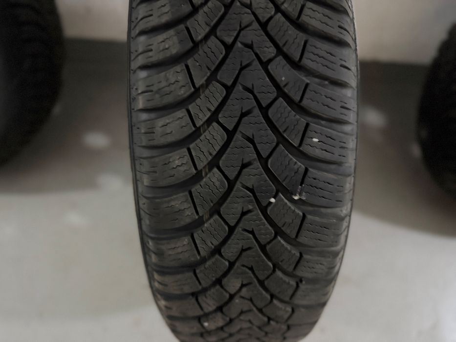 Roti iarna 185/65/15 Falken Volkswagen Polo