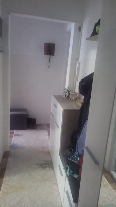 Apartament 3 camere de vanzare — fotografia 3