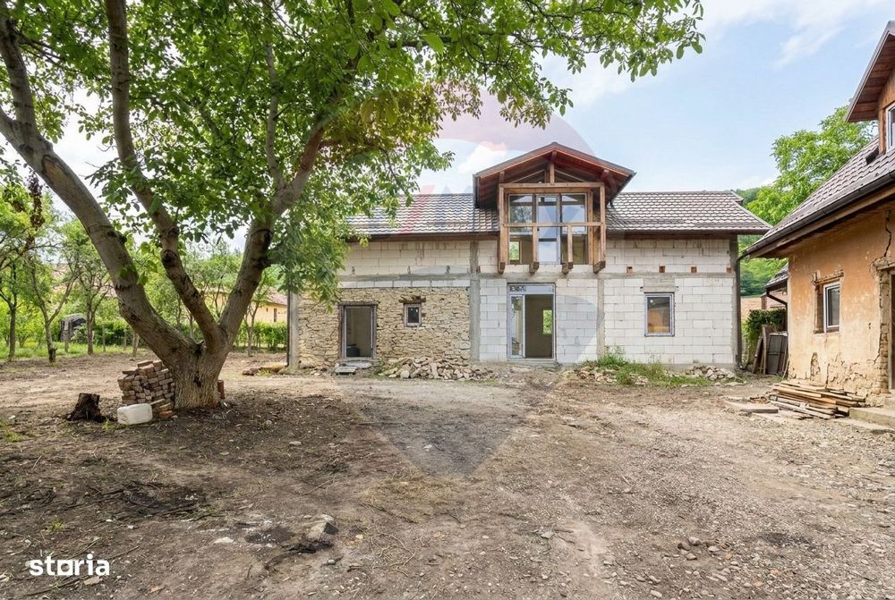 Casă de vânzare | Moldovenesti | Renovare necesară