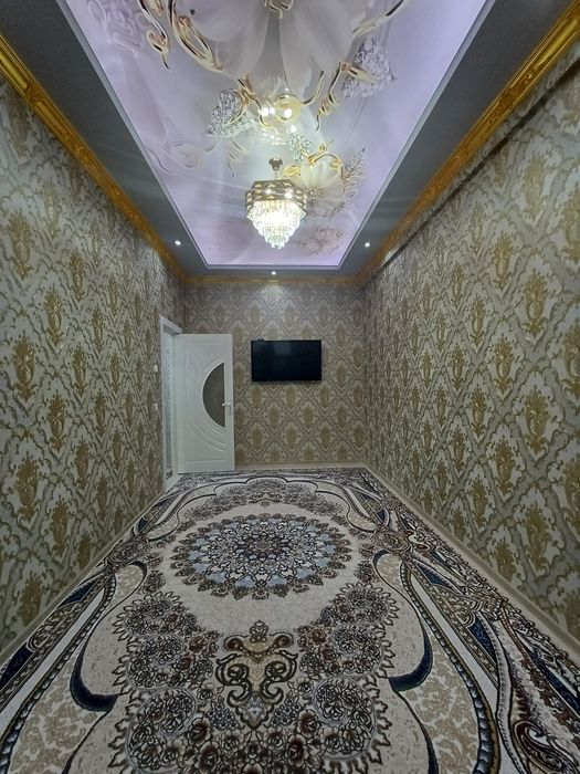 Yashnabotda uy sotiladi