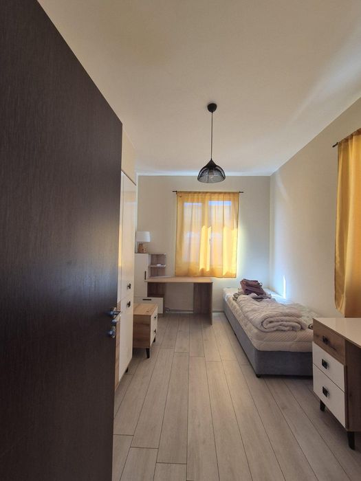 Луксозна Къща в кв. Сарафово, м. Лахана