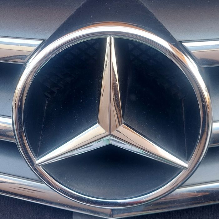 Предна декоративна решетка за Мерцедес Цлц