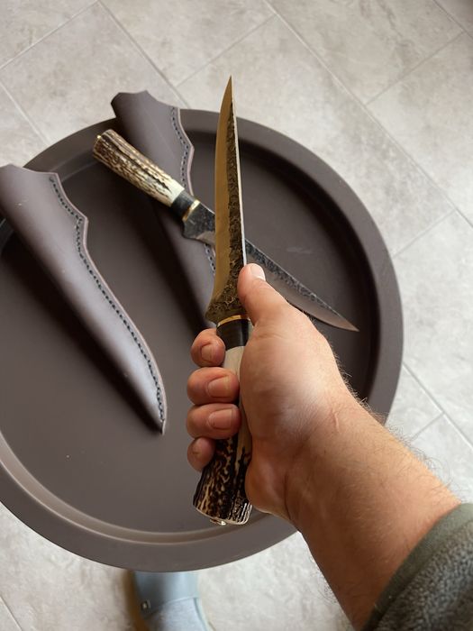 Cuțite pentru sacrificare și tranșare