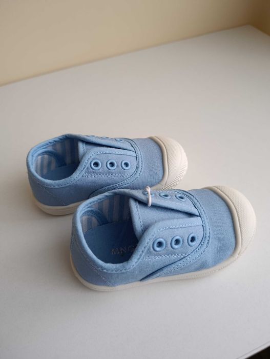 Бебешки обувки MNG размер 21
