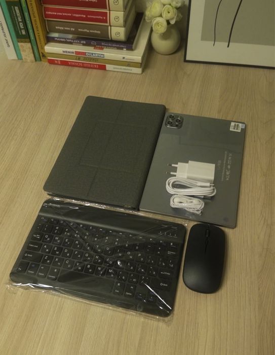 Планшет Самсунг G2000