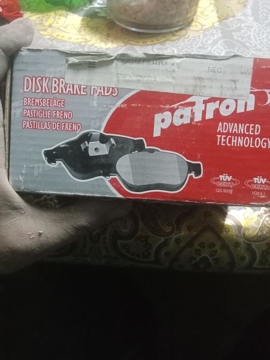 Продам тормозные колодки