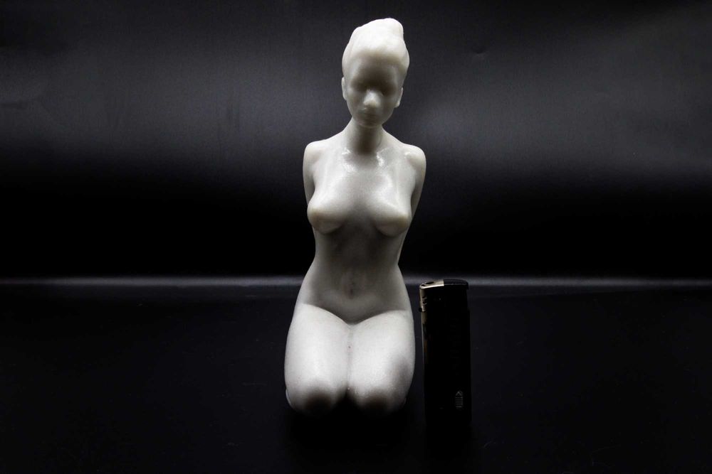 Ръчно изработена мраморна скулптура „Елиана“ – Версия 2