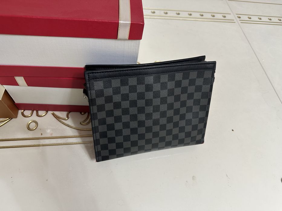 Продаиются барсетки