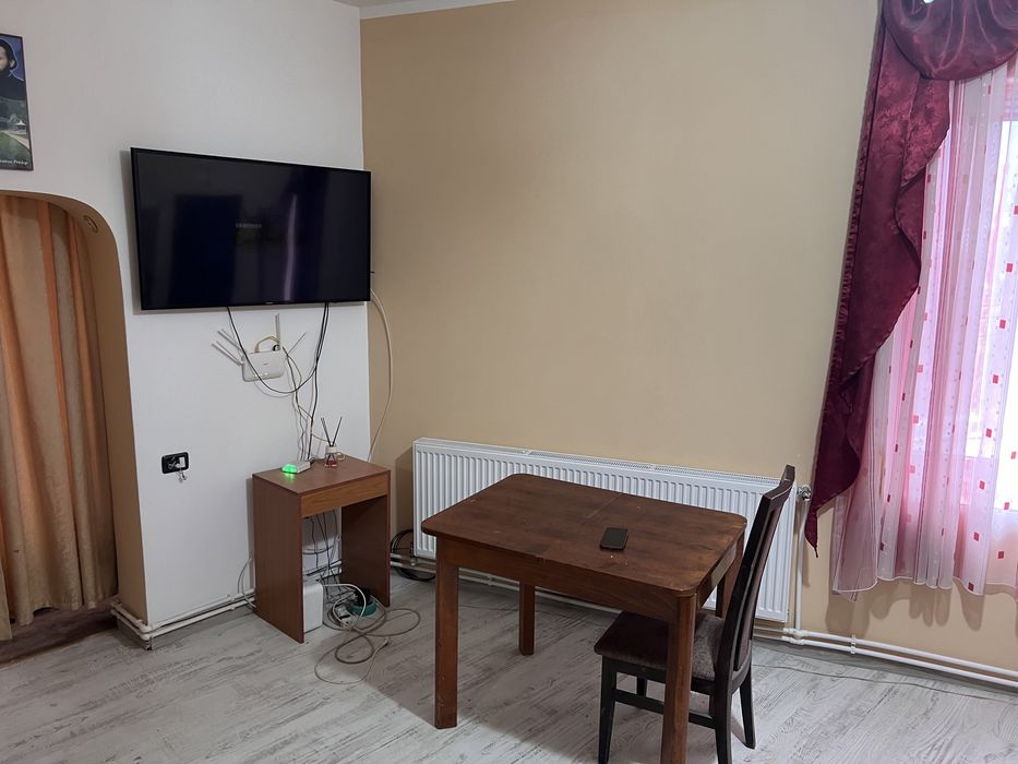 Inchiriez apartament si garsoniera in Predeal Brasov