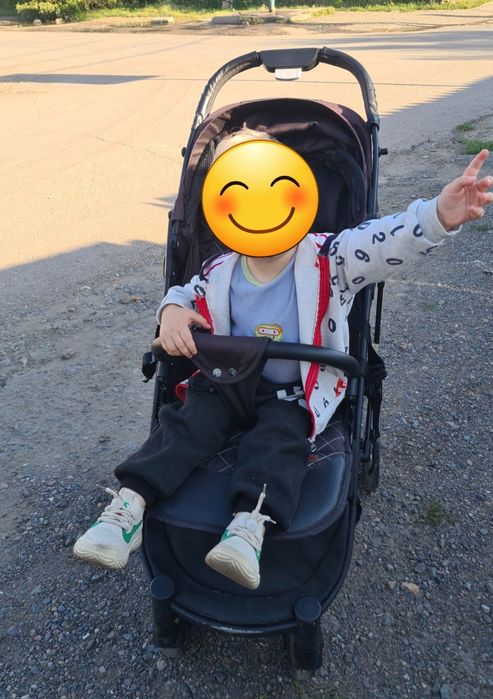 Прогулочная коляска