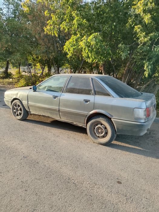 Продам Ауди 80 б3 нахаду
