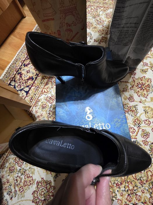 Туфли от бренда Cavaletto